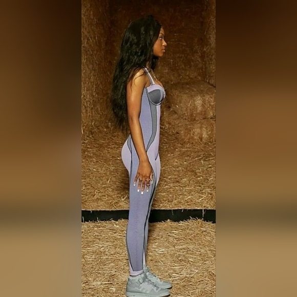 NWT Adidas x Ivy Park Knit Catsuit Purple Glow Rodeo Size Large - Picture 5 of 6